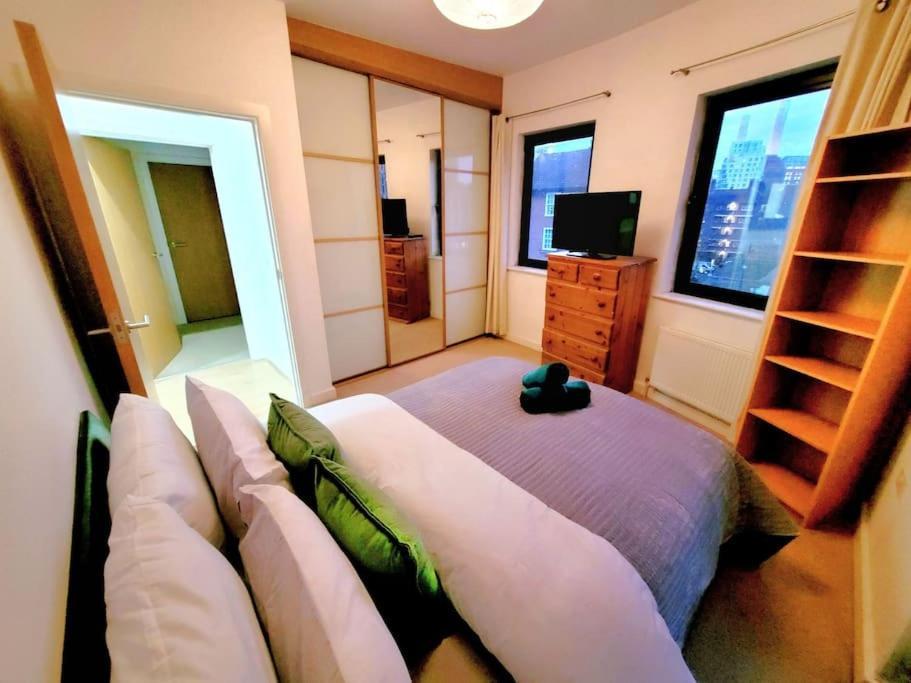 Battersea Power Station Suite London Kültér fotó